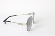 Load image into Gallery viewer, The WILLIAM (Available Now) - Fritz Eyewear Collection

